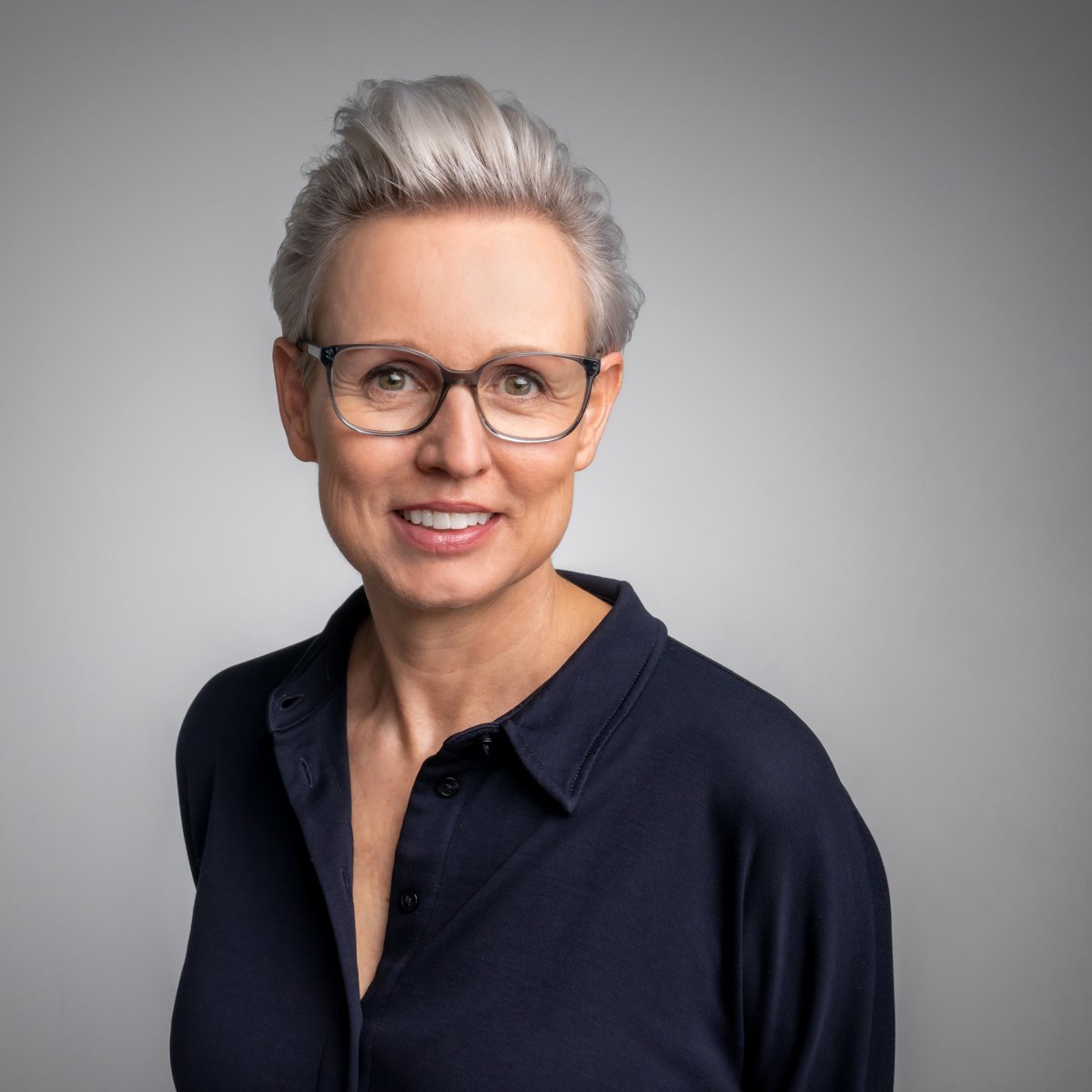 Gina Meyrat Gina Meyrat